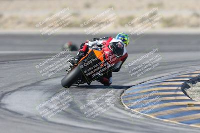 media/Dec-01-2025-Moto Forza (Mon) [[2daa91e15f]]/1-Advanced Group/Session 2 Turn 11 Backside/